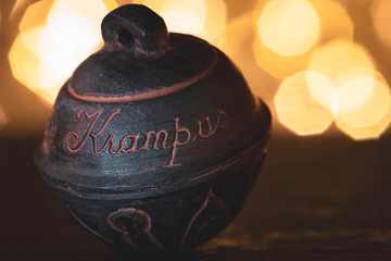 alte antike Schelle/Glocke mit Gruß vom Krampus