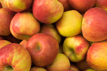 Red ripe apples in a shop window of a market, store, supermarket