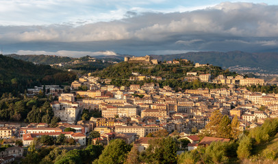 Fototapeta na wymiar Cosenza centro storico, vista dall'alto