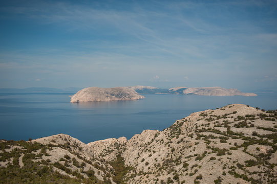 Baška krk pogled na goli otok