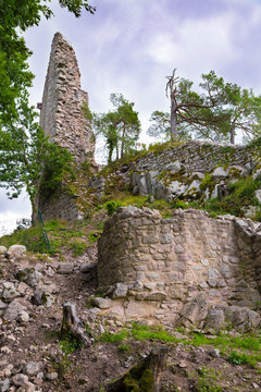 Ruined fortess. Château de Ramstein.  France.