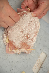 Cutlets with melted cheese  ,Recette de Chaussons panés (cordon bleu maison),method of preparation