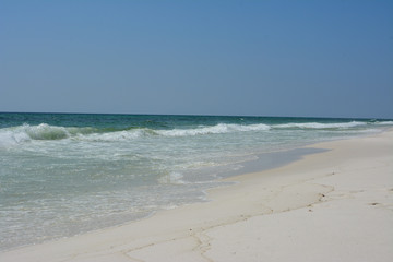 Tropical white sand beach in Pensacola Florida