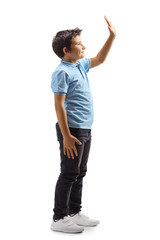Naklejka premium Boy gesturing high-five