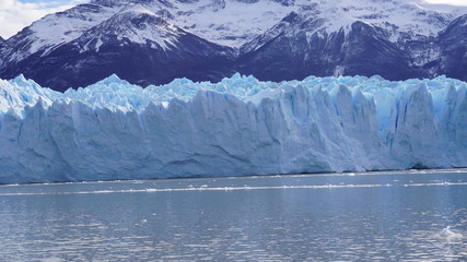 Fototapeta na wymiar perito moreno glacier 