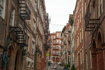 Fototapeta na wymiar Old street in Boston 