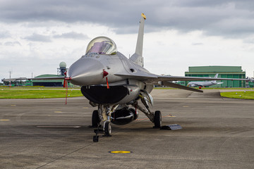 滑走路上の展示物