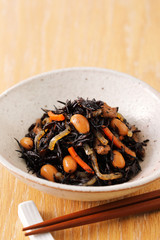 ひじきの煮物　Simmered Hijiki Seaweed and Soybeans, chopped carrot.