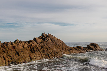 Fototapeta na wymiar rocks on the shore of the atlantic coast