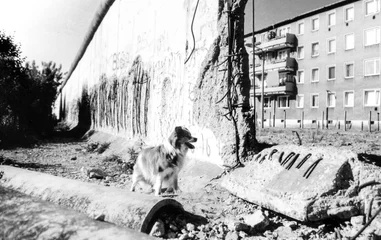 Selbstklebende Fototapeten Berlin Mauerfall 1989 © Andreas