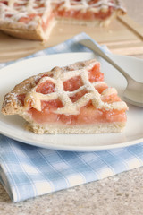 Apple and strawberry lattice Tart 