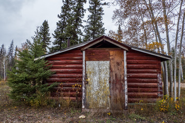 廃屋のレトロな古いドア Retro old door of abandoned house
