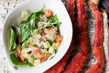 Crab, Tomato and Cucumber Salad with Spinach