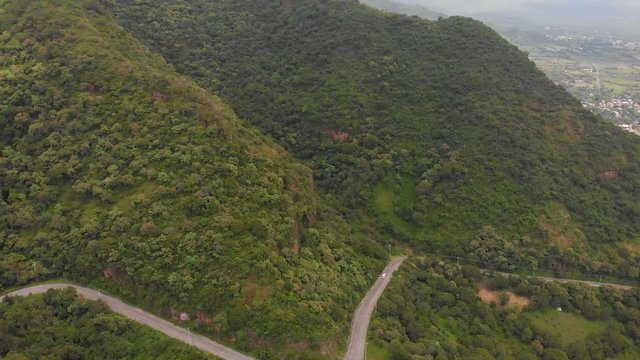 Carretera Tenancingo Malinalco vista del lado Este