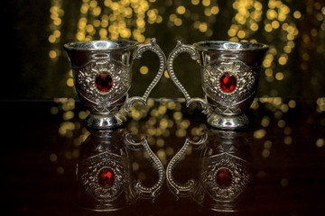 jewelry glass that can hold little water  