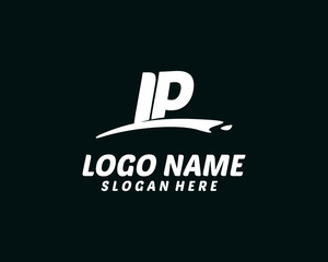 Obraz premium IP Initial with splash logo vector
