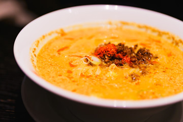 胡麻担々麺　担々麺　中華料理　アジア料理　辛い　ラーメン　フード　