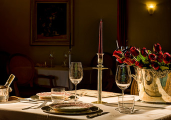 Restaurant table setting