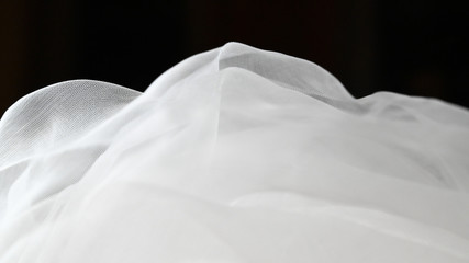 Tüllstoff eines Brautkleides