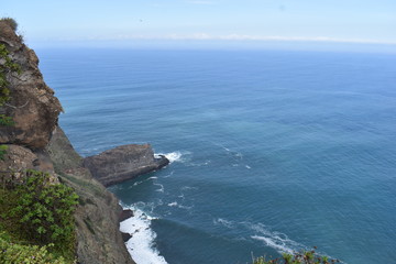 Fototapeta premium Hiking trail to Sao Lourenco with the blue ocean in Madeira, Portugal