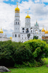 Fototapeta na wymiar View of the Moscow Kremlin cathedrals