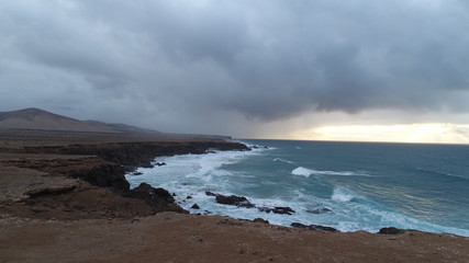 Breaking over the waves
