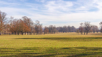 Rosensteinpark an sonnigem Herbsttag
