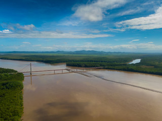 Obraz premium Beautiful aerial view of the Tempisque river and the Amistad bridge in Costa Rica