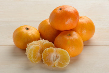 Mandarinas en la mesa