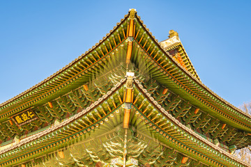 Naklejka premium Beautiful architecture building Changdeokgung palace in Seoul city