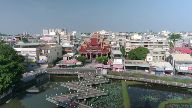 KAOHSIUNG, TAIWAN - Cih Ji taoist temple, bird eye view, 4K time lapse