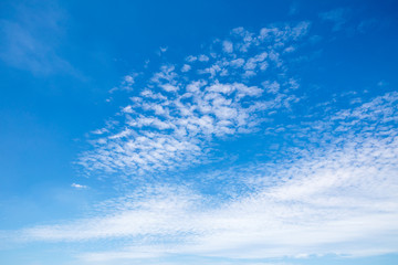 Naklejka na ściany i meble Beautiful sky and white clouds in daylight