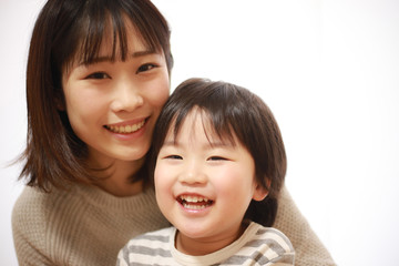 笑顔の親子