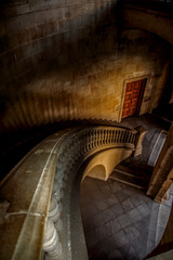 Escalera de mármol del palacio de Carlos V