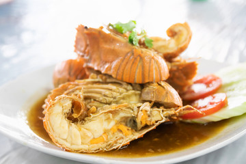 Mantis prawns stir with garlic served with spicy seafood sauce.