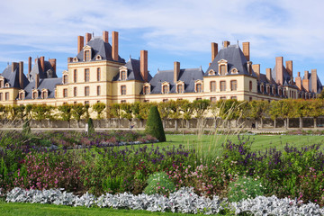 Vue du château depuis le parc de Fontainebleau - 3
