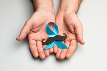 Campaña de concientización sobre la salud del hombre y el cáncer de próstata en noviembre....