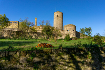 Burg Münzenberg in herbstlicher Stimmung