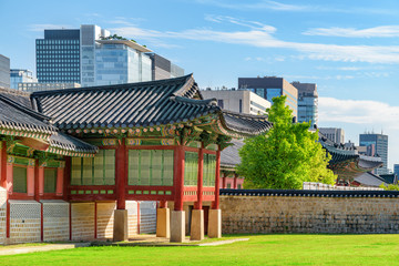 Awesome view of colorful building and courtyard, Gyeongbokgung