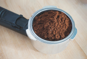 How much coffee to put in your portafilter