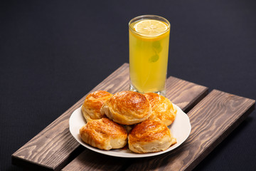 Lemonade and pastry