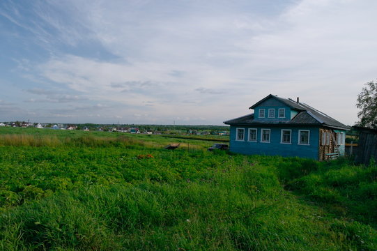 big house in the Northern village of Arkhangelsk region