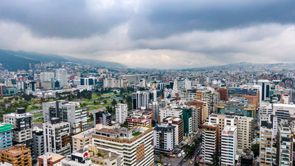 Naklejka premium Aerial Shot of north of Quito Ecuador, cloudy day