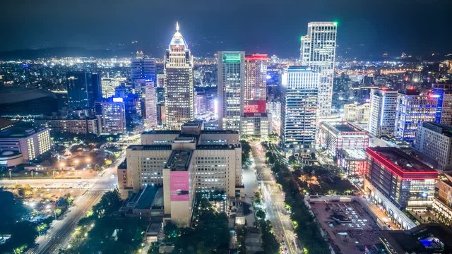 Beautiful scenery of the streets of Xinyi District, Taipei 101 , Taiwan