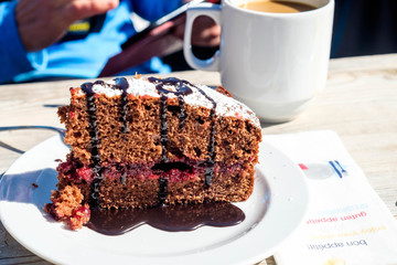 Nachspeise auf der Alm serviert