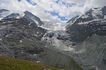 Fototapeta na wymiar Bishorn and Turtmann Glacier