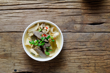Hot and Spicy Soup with Pork Giblets
