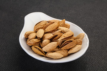 Unpeeled Almonds nuts