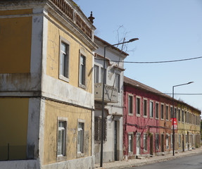 NB__7781 Colourful houses in Barreiro Lisbon