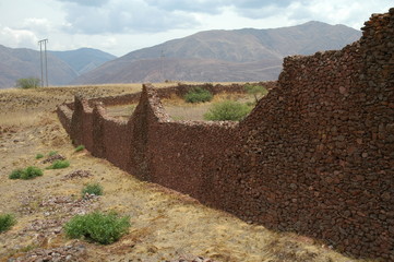 antiguas ruinas de piquiyacta sagrado valle de los incas peru
